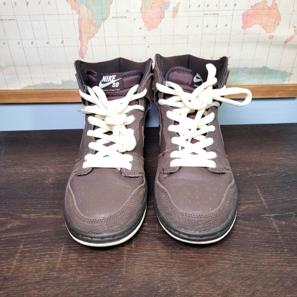 Nike SB Dunk High Baroque Brown Mens Sz 8.0 Womens Sz 9.5 - Picture 2 of 4